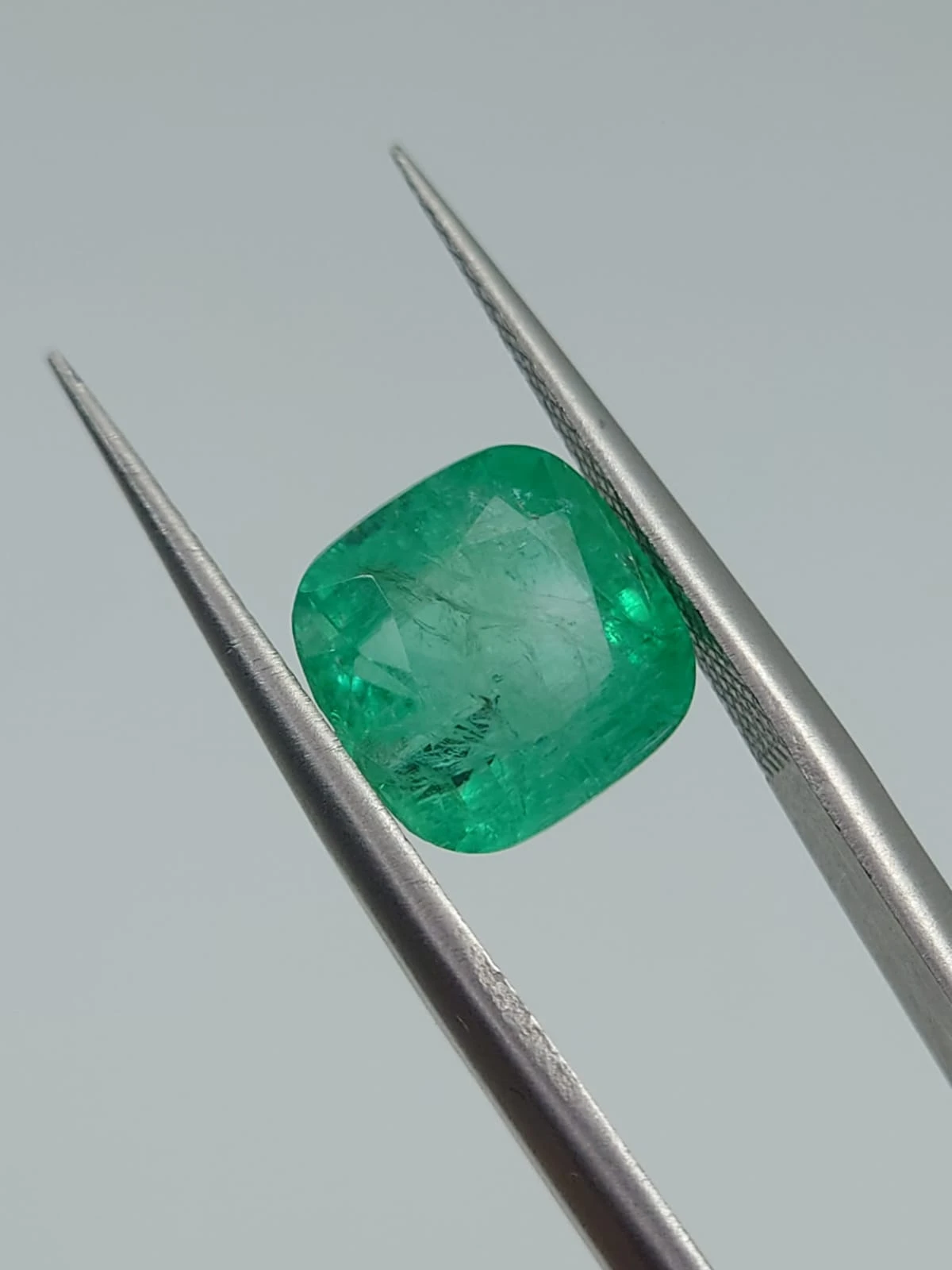 3.56ct Natural Emerald From Panjshir Afghanistan — view 4